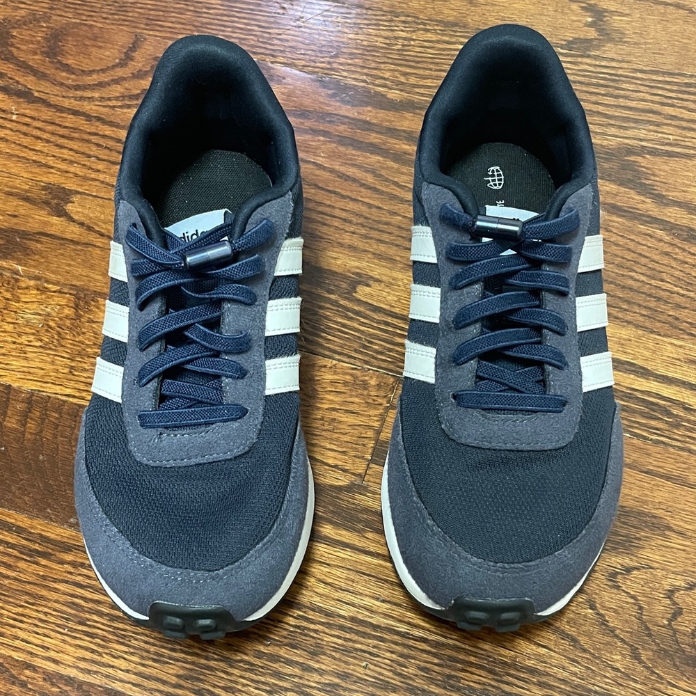 Adidas Run 70s children's running shoe